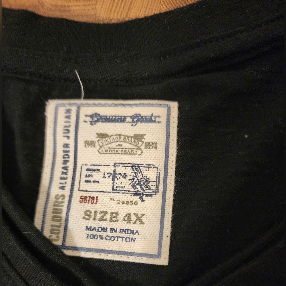 Alexander Julian Vintage Brand and Workwear Black v-neck t-shirt men's 4X
